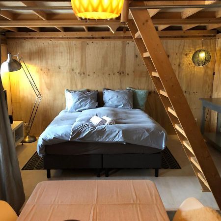 Cabin In The Green - Near Amsterdam Велсен-Зёйд Экстерьер фото